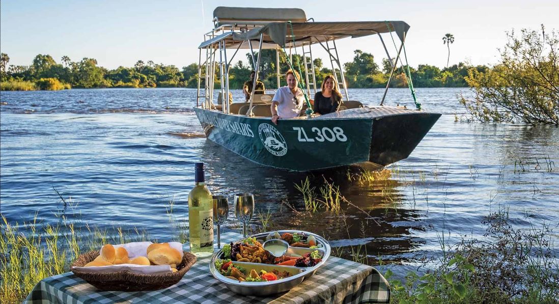 victoria falls lunch river safari.jpg